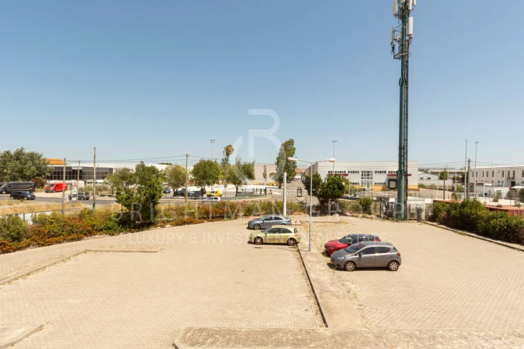 Loja para Venda em Rio de Mouro Foto 22