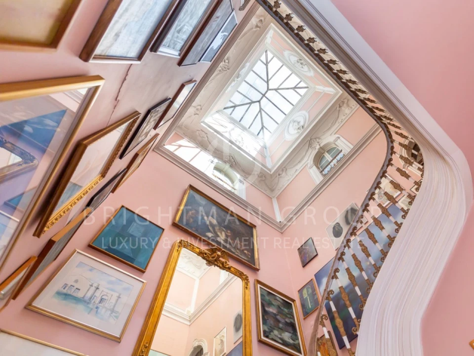 Moradia T7 para Venda em Misericórdia Foto 10