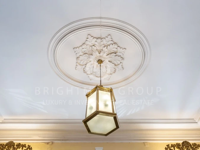 Moradia T7 para Venda em Misericórdia Foto 8