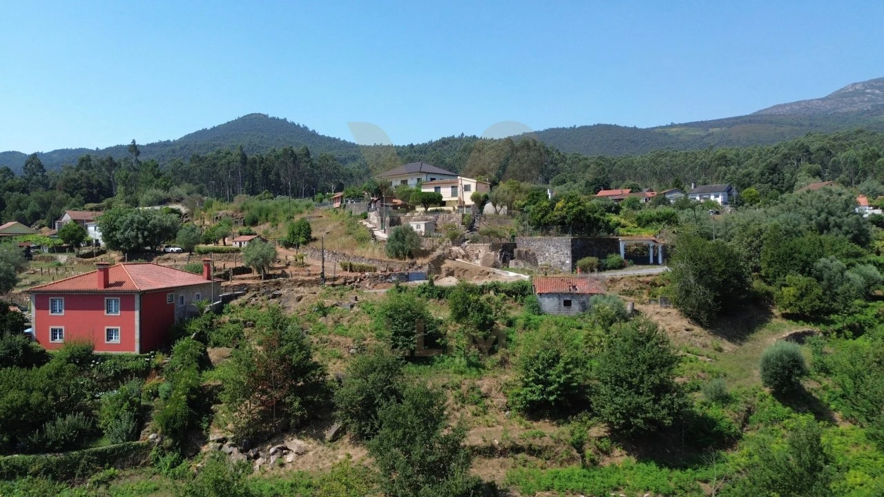 Terreno para Venda em Estorãos Foto 4