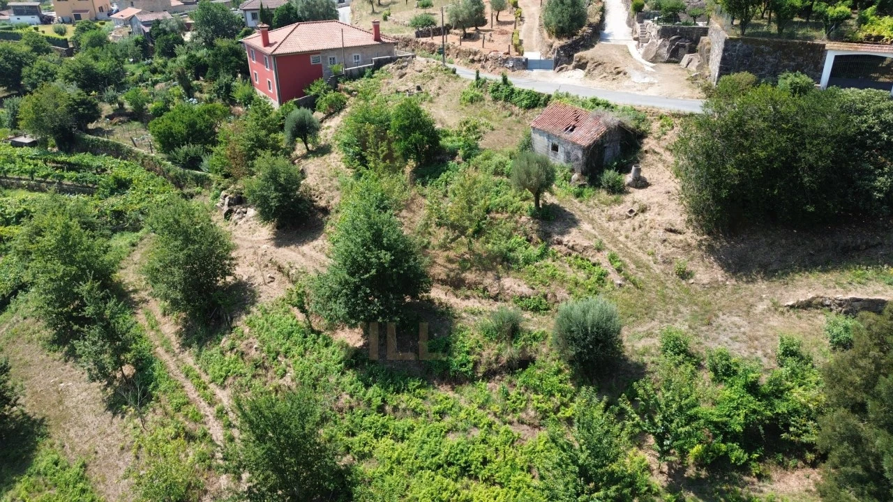 Terreno para Venda em Estorãos Foto 3