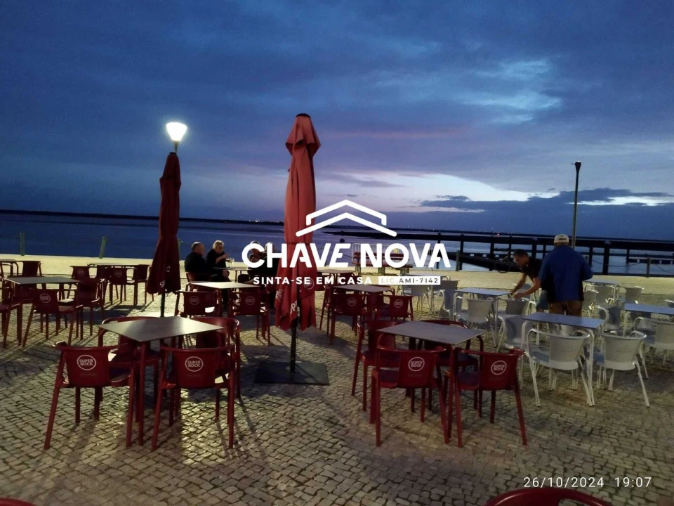 Loja para Trespasse em Olhão Foto 22