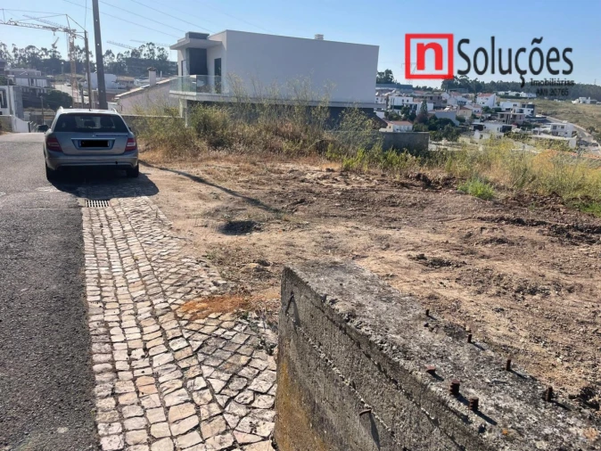 Terreno para Venda em Casal de Cambra Foto 8