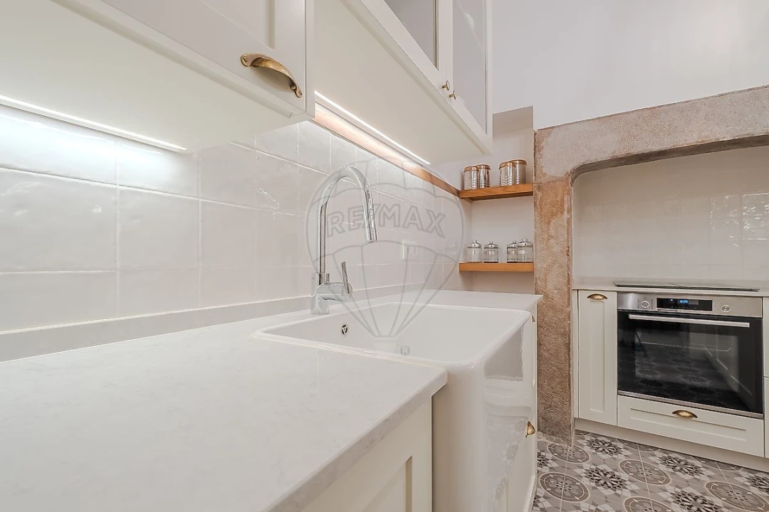 Apartamento T3 para Arrendamento em Santa Maria e São Miguel, São Martinho, São Pedro Penaferrim Foto 11