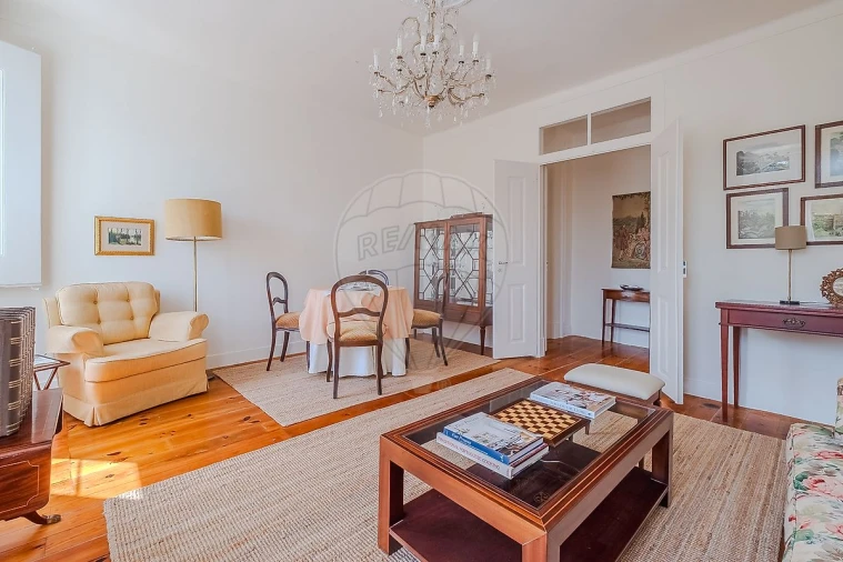 Apartamento T3 para Arrendamento em Santa Maria e São Miguel, São Martinho, São Pedro Penaferrim Foto 2