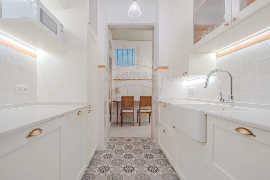 Apartamento T3 para Arrendamento em Santa Maria e São Miguel, São Martinho, São Pedro Penaferrim Foto 13