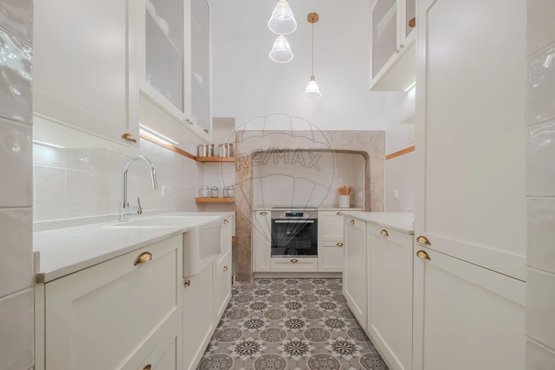 Apartamento T3 para Arrendamento em Santa Maria e São Miguel, São Martinho, São Pedro Penaferrim Foto 10