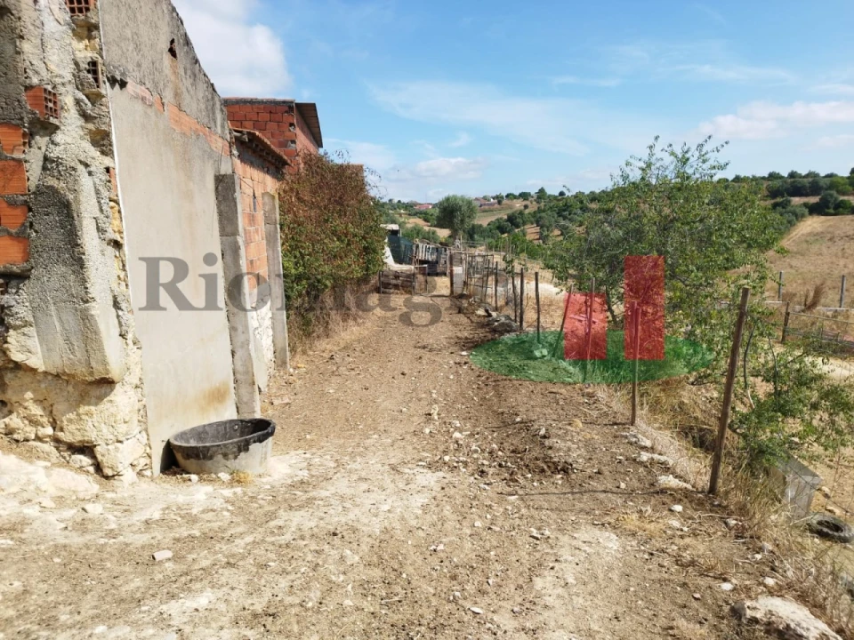 Moradia T2 para Venda em Azambujeira e Malaqueijo Foto 2