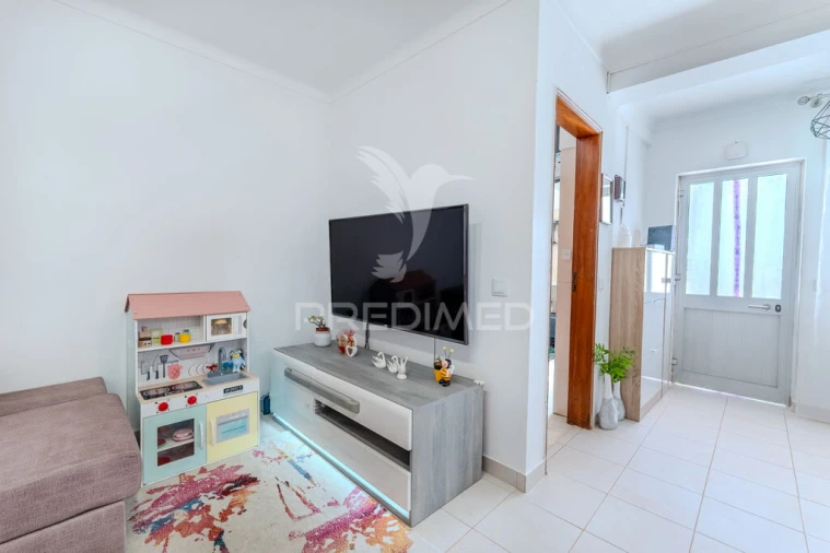 Apartamento T1 para Venda em Ferragudo Foto 5