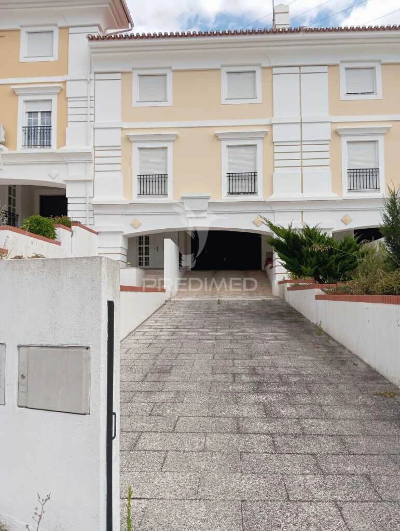 Moradia T4 para Venda em Ribeira de Nisa e Carreiras Foto 1