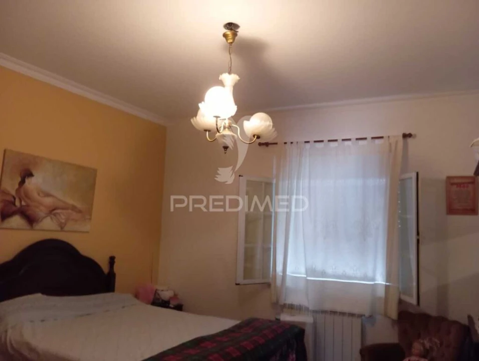 Moradia T4 para Venda em Ribeira de Nisa e Carreiras Foto 9