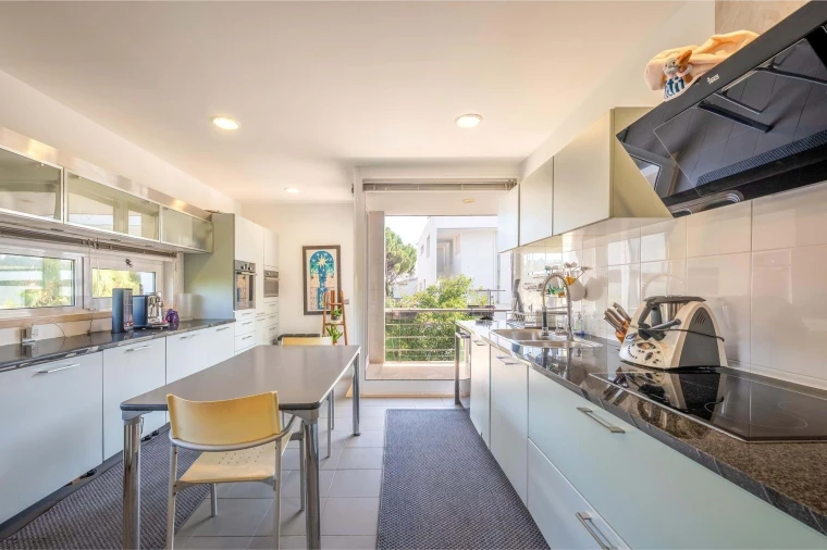 Moradia T5 para Venda em Oeiras e São Julião da Barra, Paço de Arcos e Caxias Foto 9