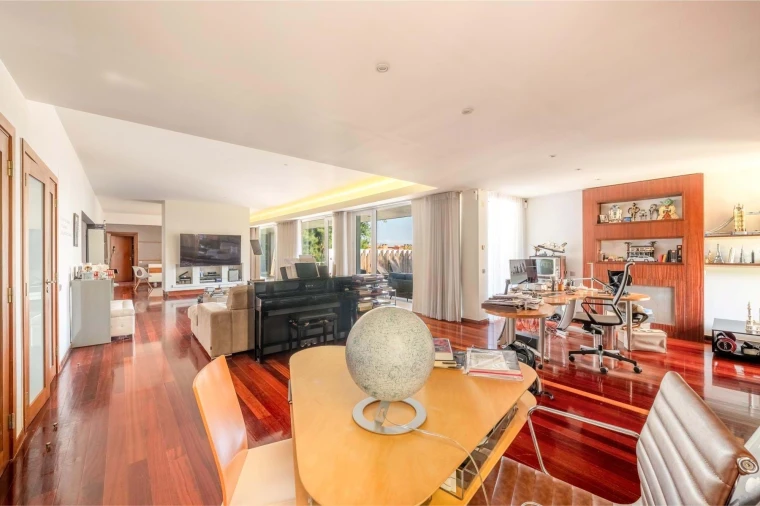 Moradia T5 para Venda em Oeiras e São Julião da Barra, Paço de Arcos e Caxias Foto 5