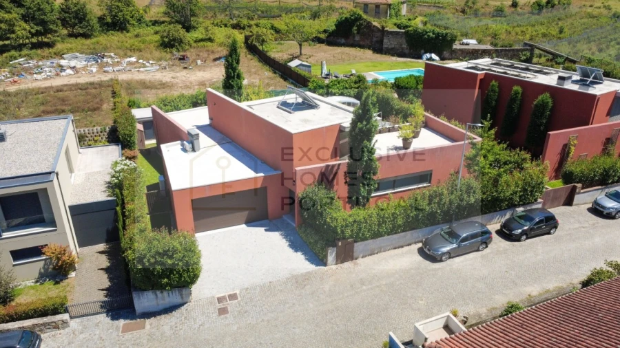 Moradia T3 para Venda em Ferreiros e Gondizalves Foto 2