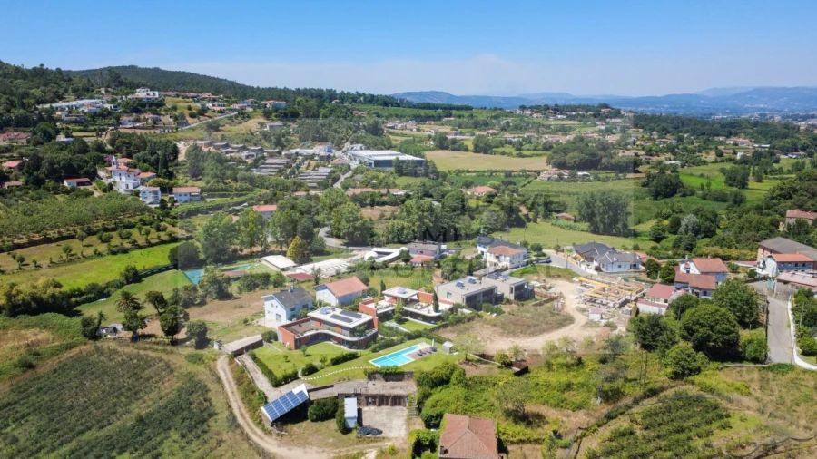 Moradia T3 para Venda em Ferreiros e Gondizalves Foto 4