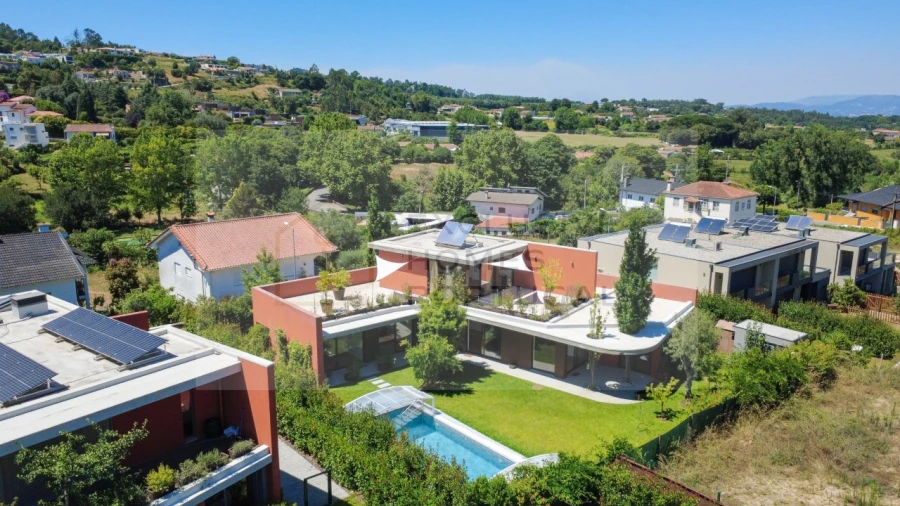 Moradia T3 para Venda em Ferreiros e Gondizalves Foto 5