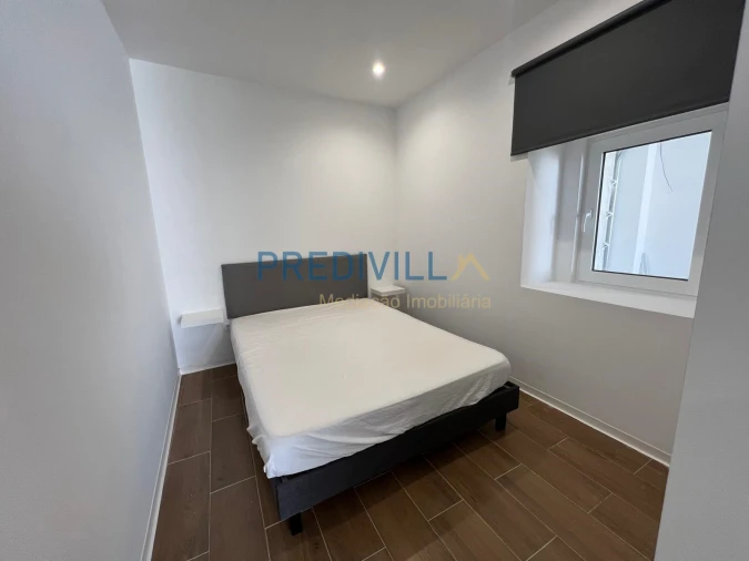 Apartamento T1 para Arrendamento em Vilar de Pinheiro Foto 5