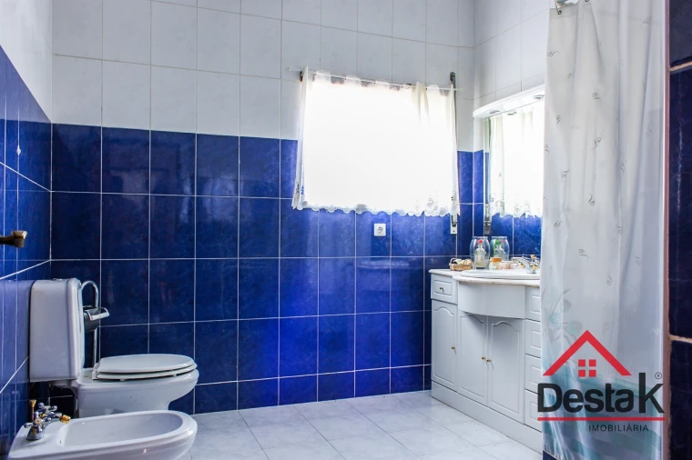 Moradia T3 para Venda em Tarouca e Dálvares Foto 13