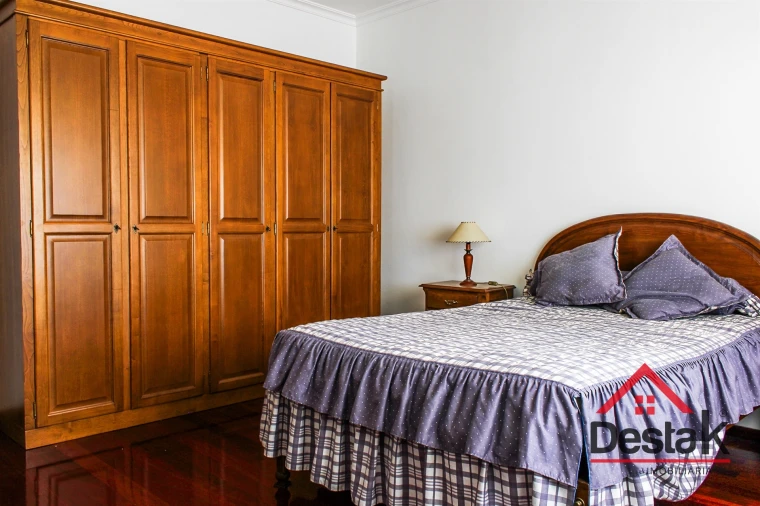 Moradia T3 para Venda em Tarouca e Dálvares Foto 10