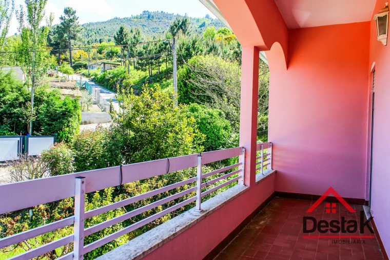 Moradia T3 para Venda em Tarouca e Dálvares Foto 20