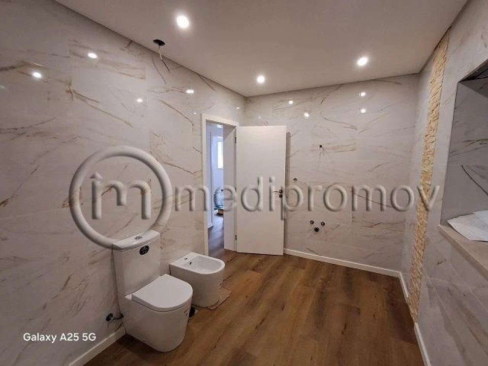 Moradia T2 para Venda em Mira Foto 6