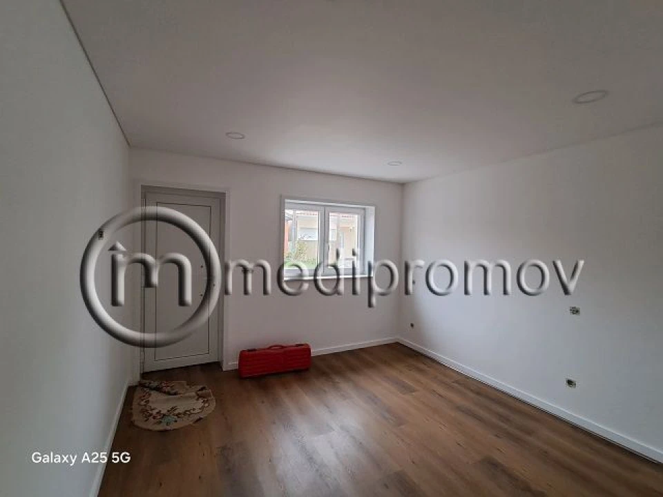 Moradia T2 para Venda em Mira Foto 7