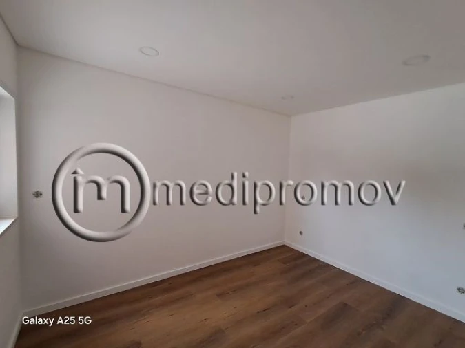 Moradia T2 para Venda em Mira Foto 9