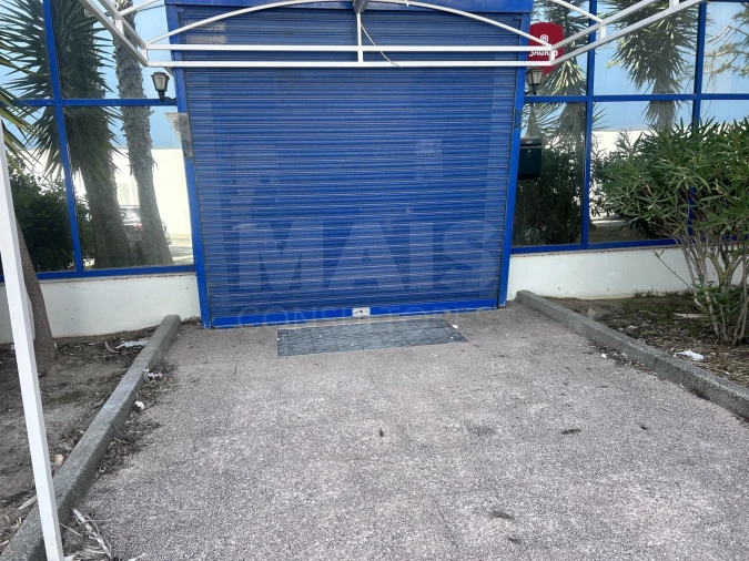 Loja para Venda em Vialonga Foto 3