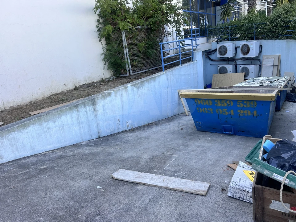 Loja para Venda em Vialonga Foto 4