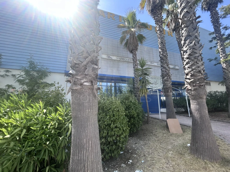 Loja para Venda em Vialonga Foto 2