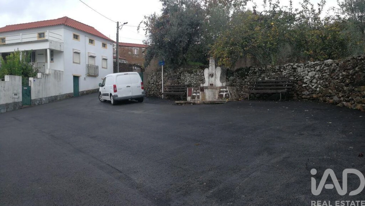 Moradia para Venda em Alvares Foto 15