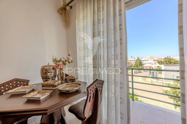 Apartamento T3 para Venda em Estômbar e Parchal Foto 10