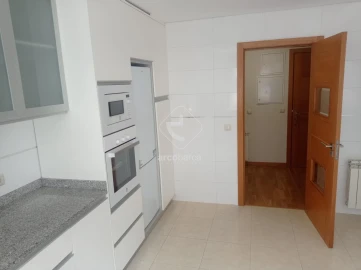 Apartamento T2 para Venda em Valença, Cristelo Covo e Arão