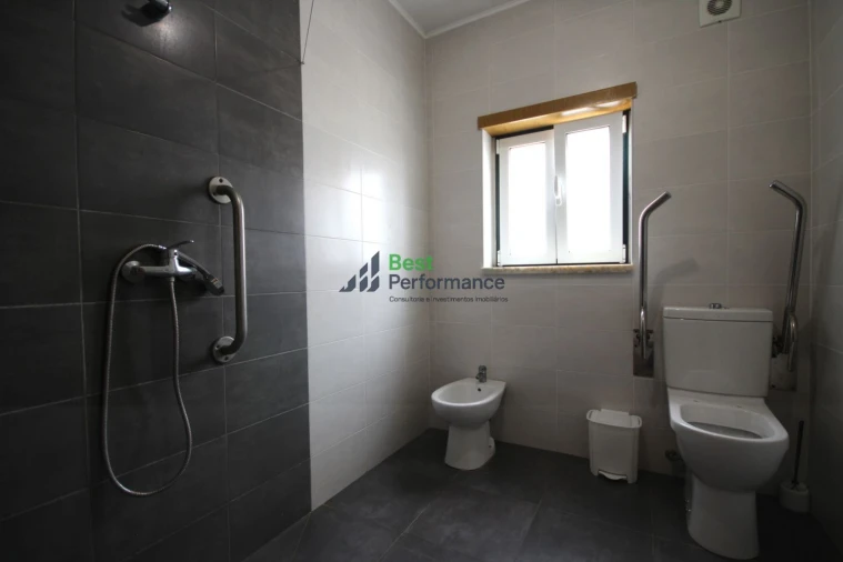 Moradia T10 para Venda em Abrigada e Cabanas de Torres Foto 26