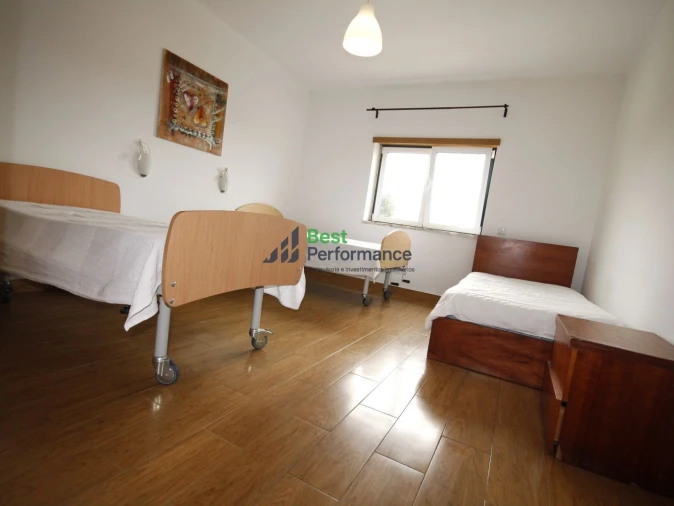 Moradia T10 para Venda em Abrigada e Cabanas de Torres Foto 21