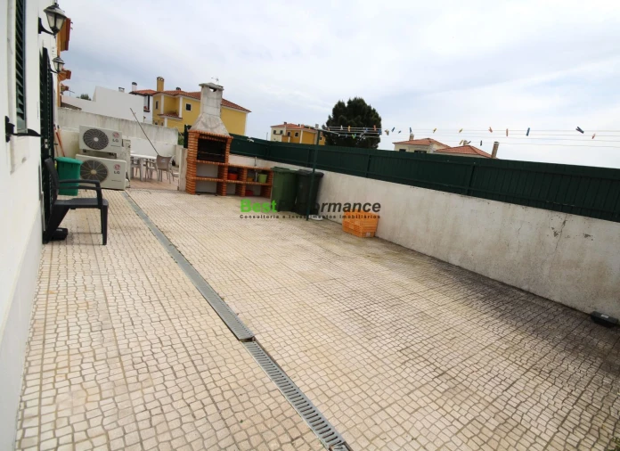 Moradia T10 para Venda em Abrigada e Cabanas de Torres Foto 9