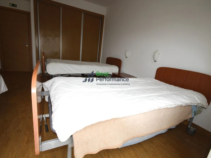 Moradia T10 para Venda em Abrigada e Cabanas de Torres Foto 15