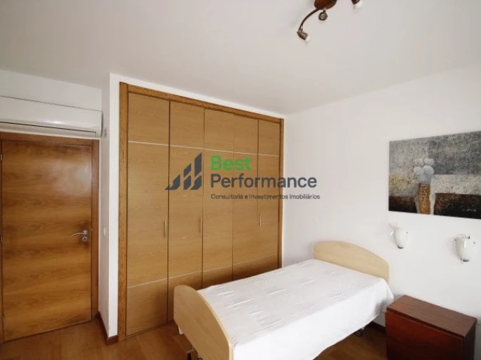 Moradia T10 para Venda em Abrigada e Cabanas de Torres Foto 18