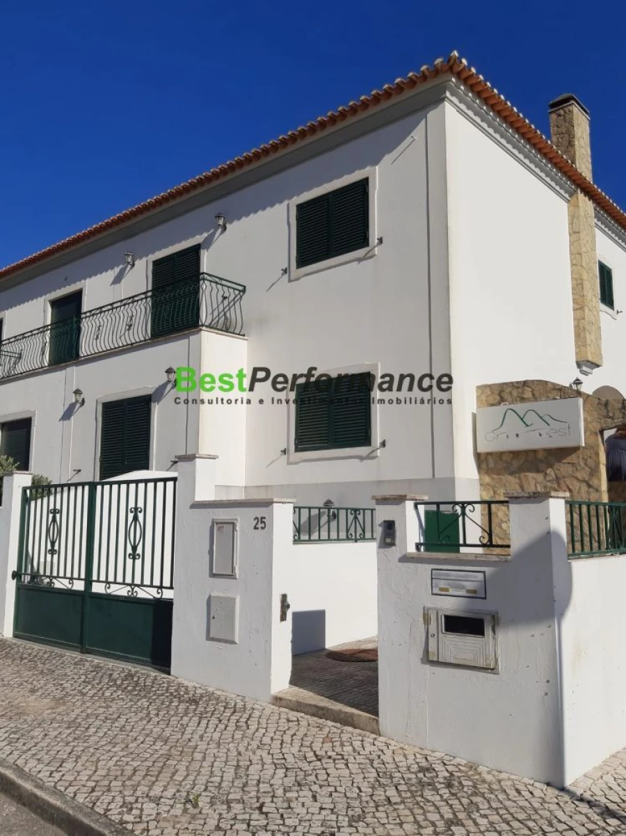 Moradia T10 para Venda em Abrigada e Cabanas de Torres Foto 4