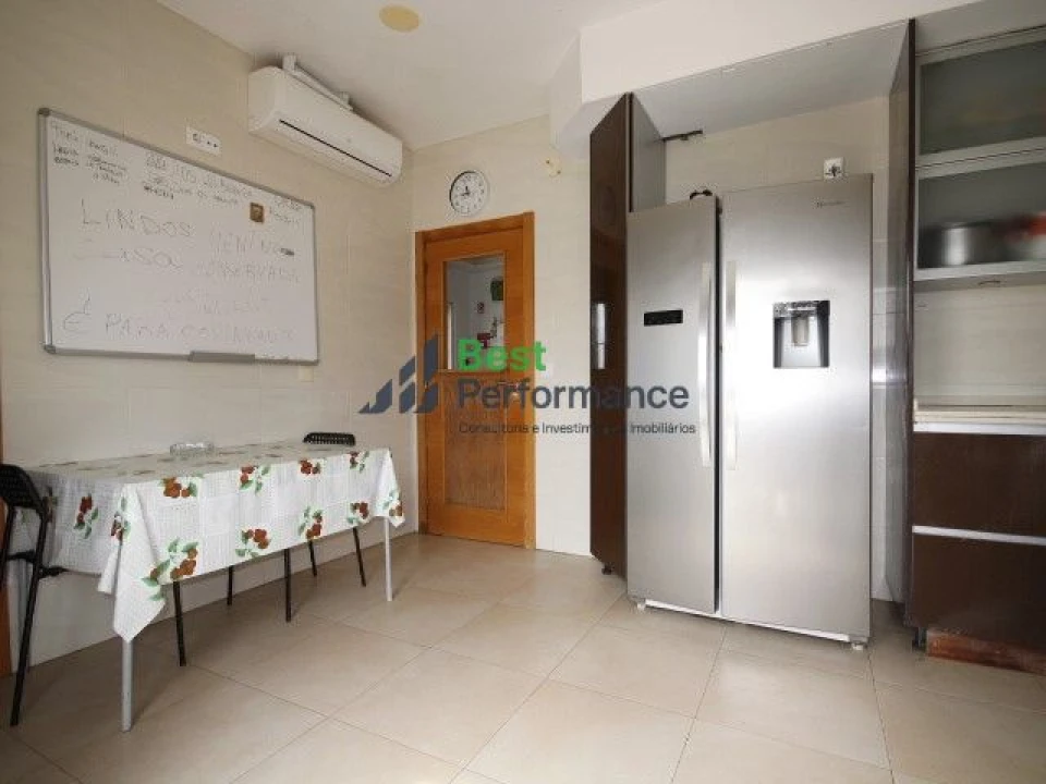 Moradia T10 para Venda em Abrigada e Cabanas de Torres Foto 12