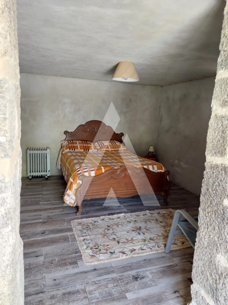 Moradia T2 para Venda em Refoios do Lima Foto 3