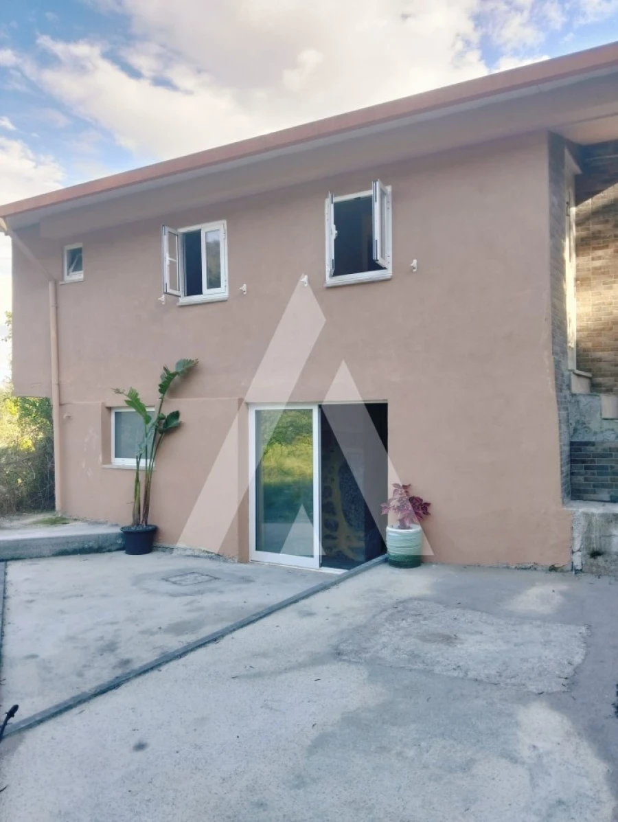 Moradia T2 para Venda em Refoios do Lima Foto 10