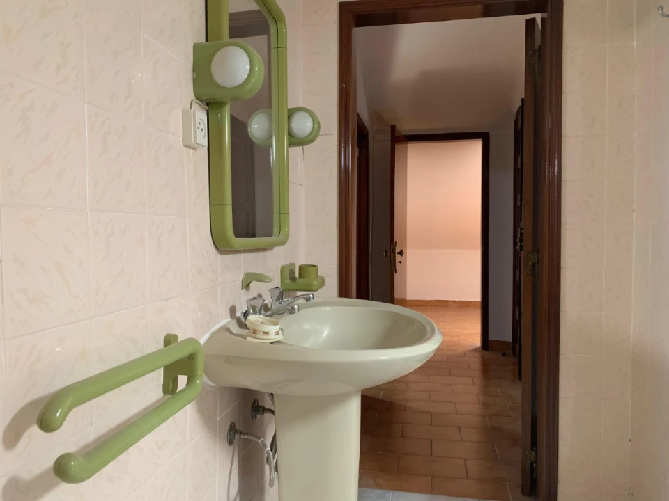 Apartamento T2 para Venda em Pinhal Novo Foto 28