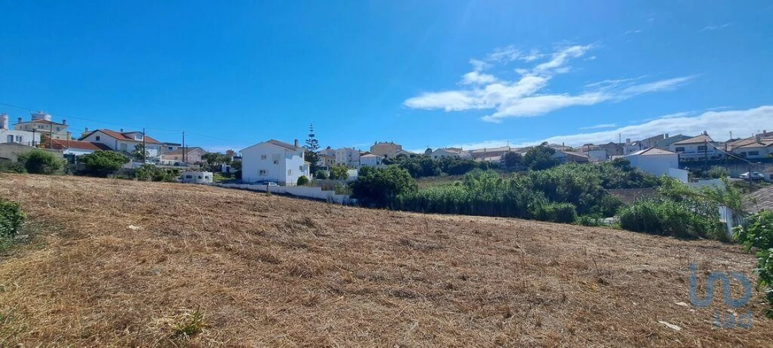 Moradia T4 para Venda em Encarnação Foto 4