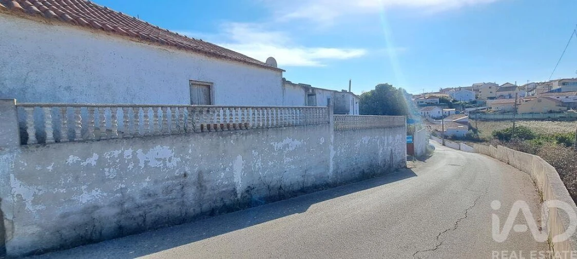 Moradia T4 para Venda em Encarnação Foto 21