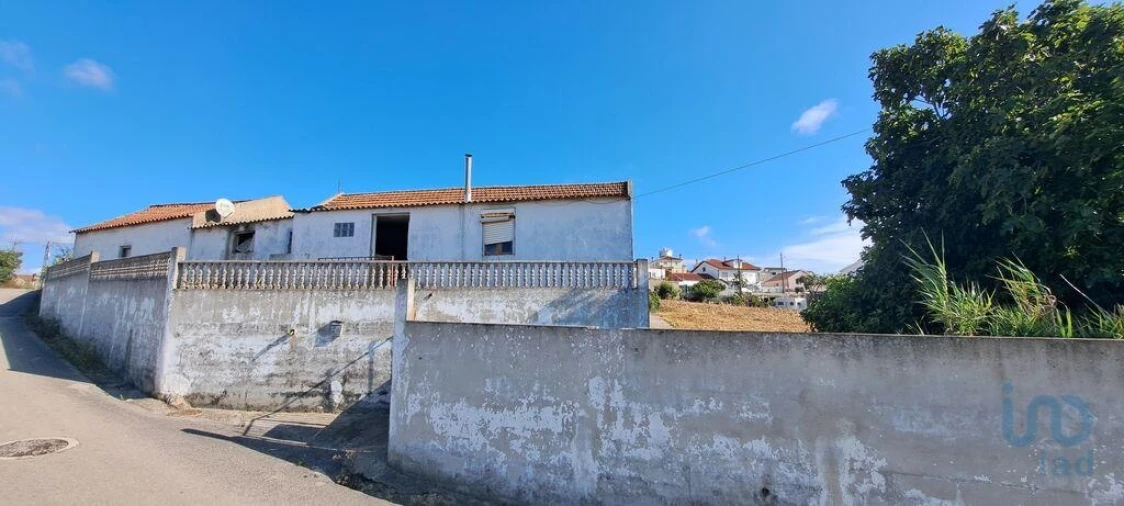 Moradia T4 para Venda em Encarnação Foto 14