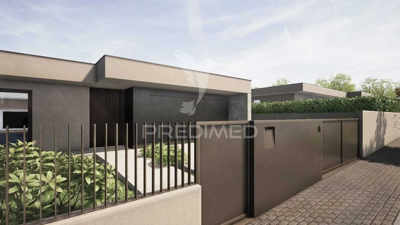 Moradia T4 para Venda em Soutelo Foto 16