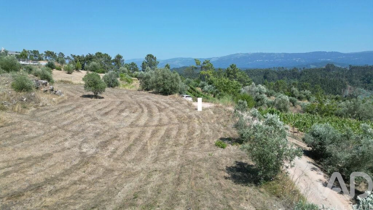 Terreno para Venda em Podentes Foto 22