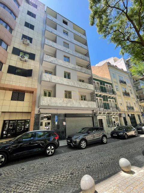 Apartamento T5 para Venda em Avenidas Novas