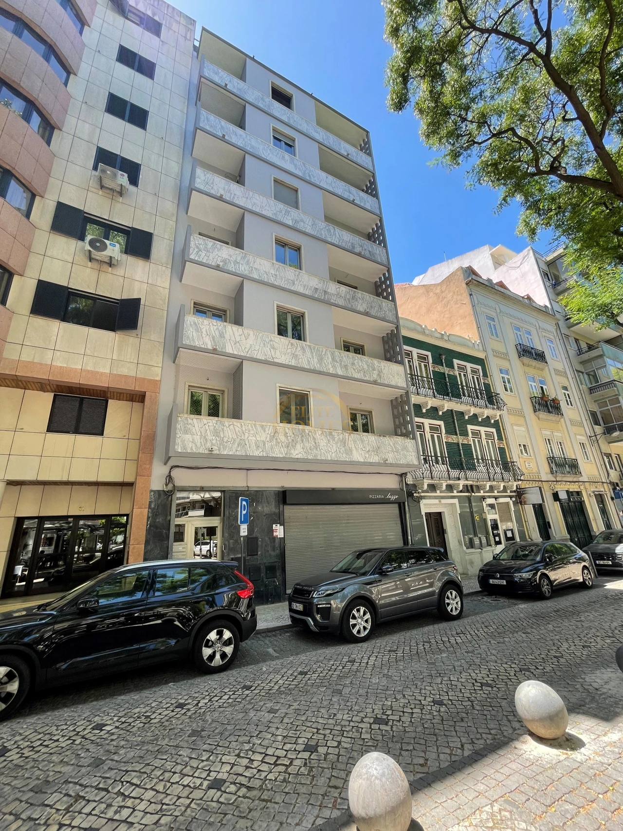 Apartamento T5 para Venda em Avenidas Novas Foto 21